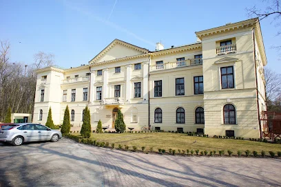 Dwór w Starej Niedziałce